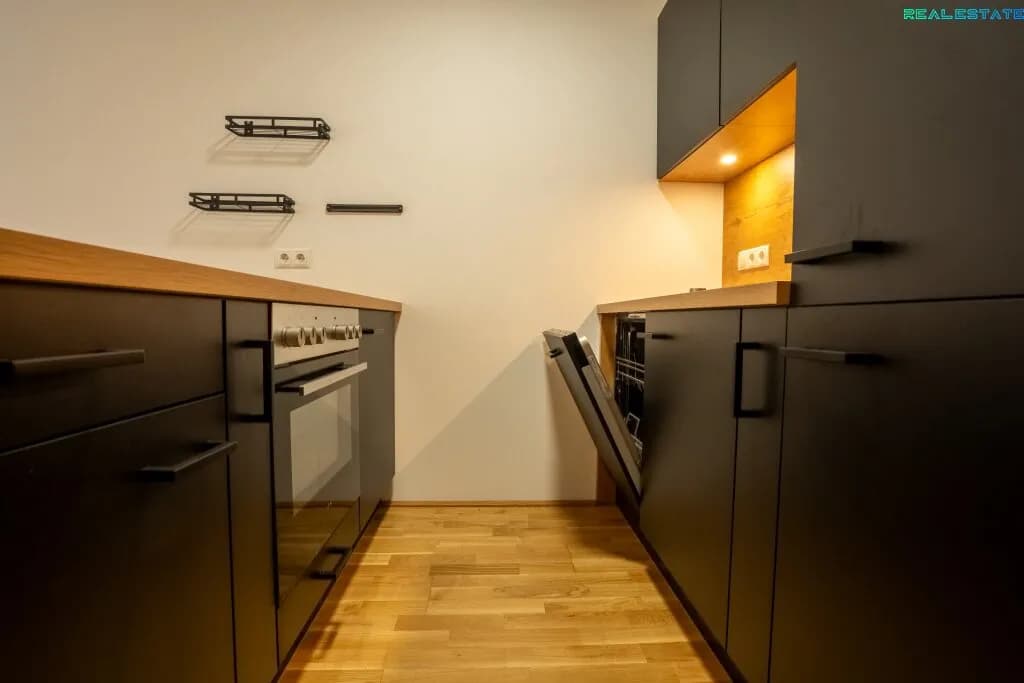 2-Zimmer-Wohnung mieten in Baden – 45 m², € 950 – Bild 3 von 11