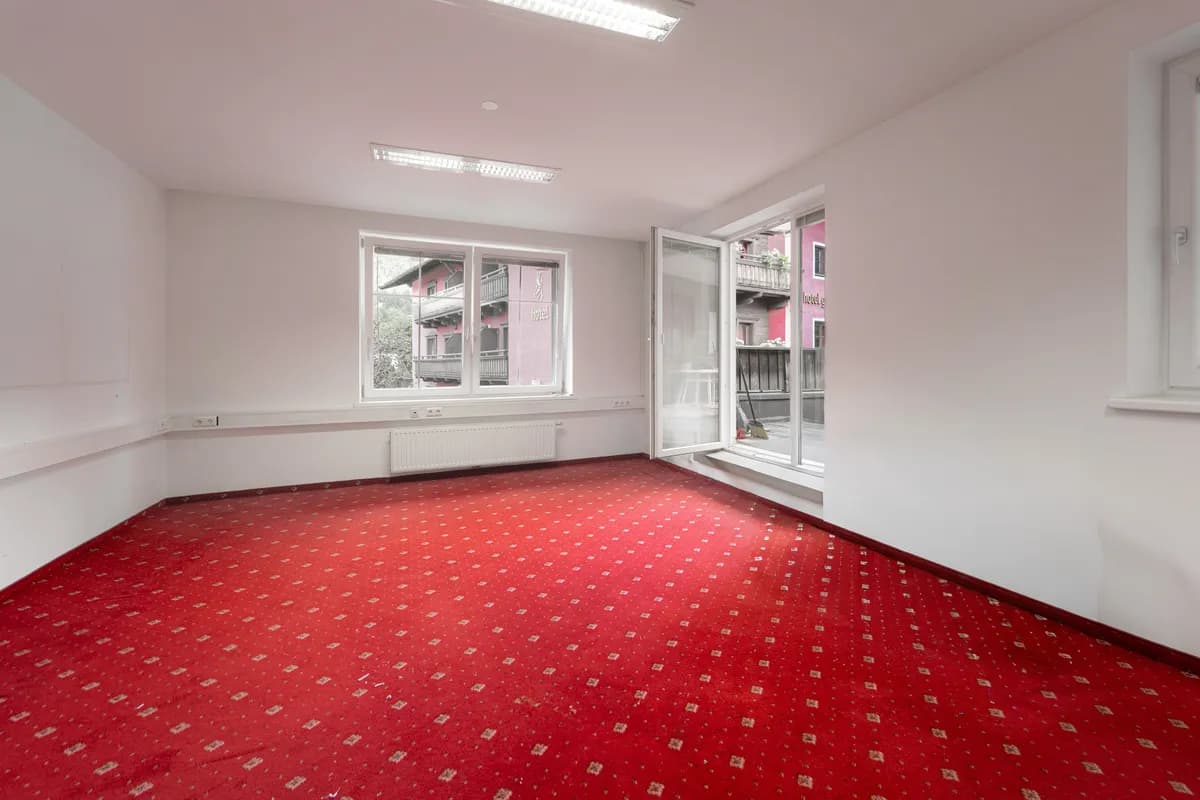 7-Zimmer-Gewerbeimmobilie mieten in Kitzbühel – 210 m², € 4.960 – Bild 6 von 6