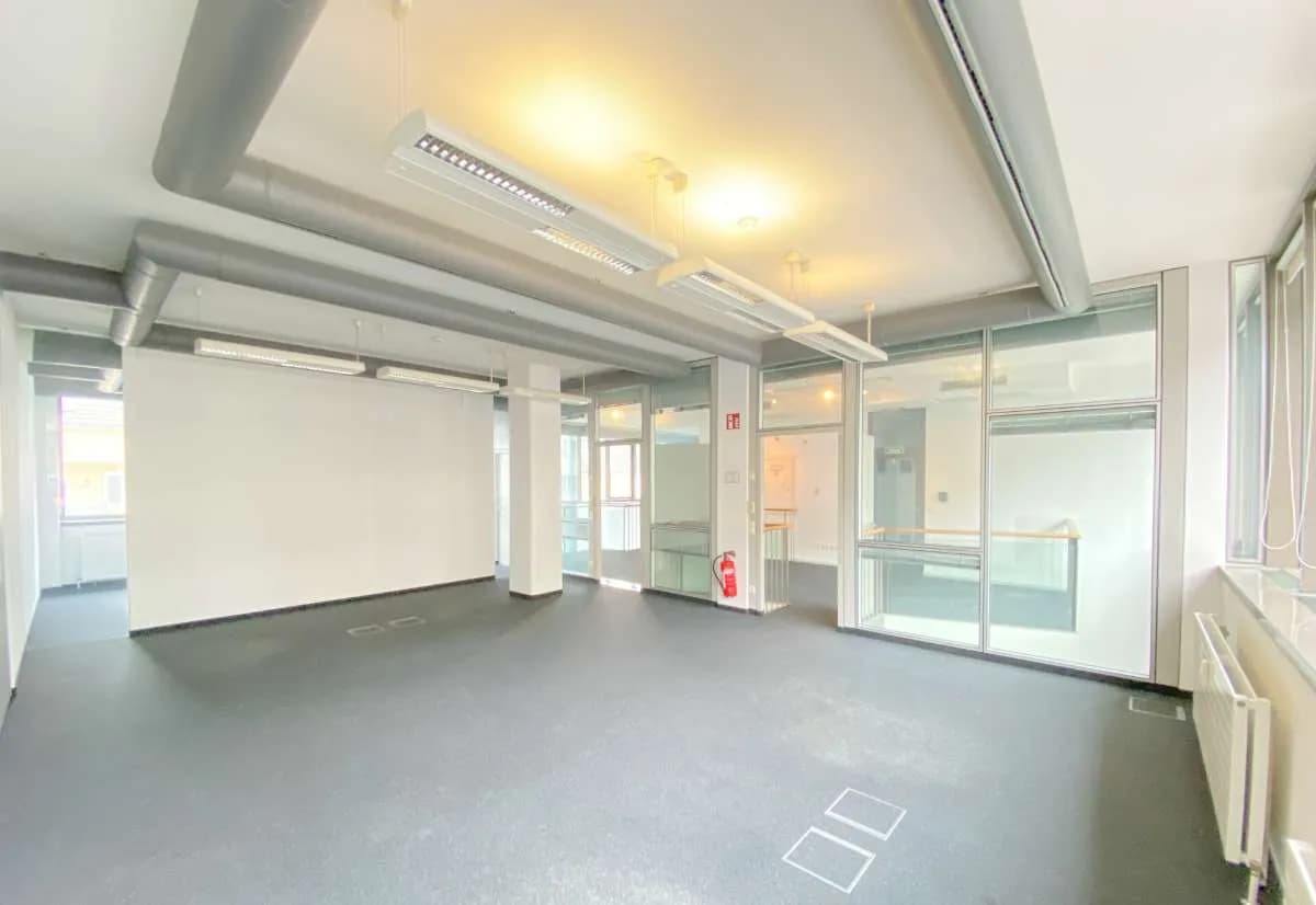 Gewerbeimmobilie mieten in Linz – 192 m², € 2.149 – Bild 12 von 17