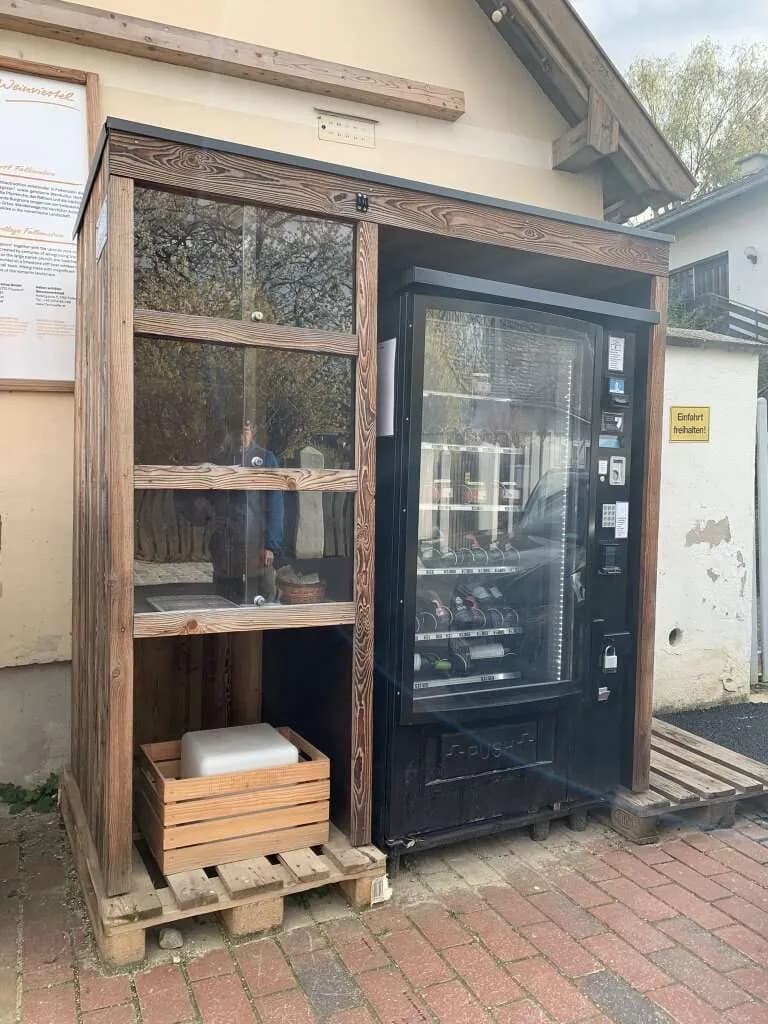 2-Zimmer-Gewerbeimmobilie mieten in Mistelbach – 240 m², € 2.158 – Bild 8 von 9