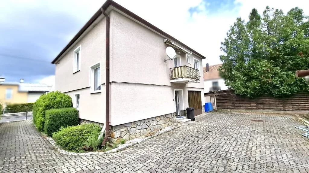 3-Zimmer-Haus kaufen in Mistelbach – 138 m², € 270.000