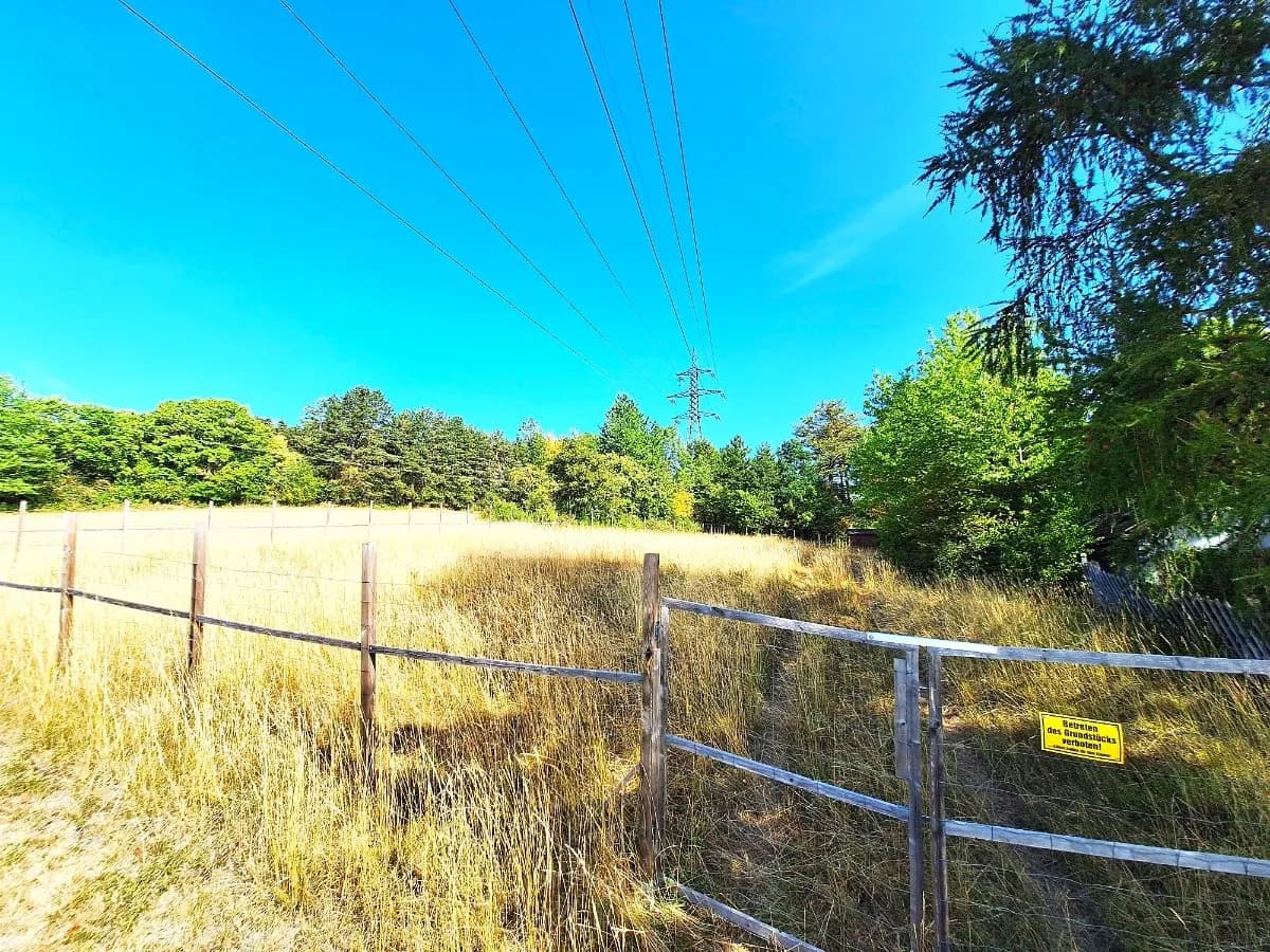 Grundstück mieten in Baden – 2 850 m², € 95 – Bild 2 von 4