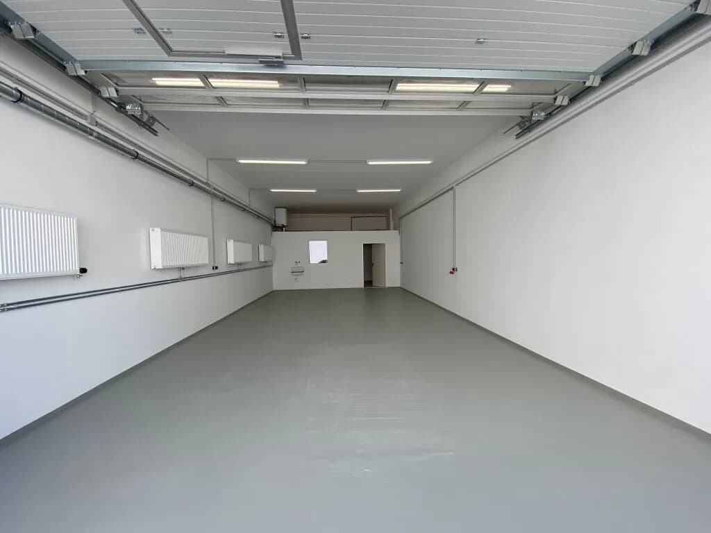 Gewerbeimmobilie mieten in Mödling – 87 m², € 1.176