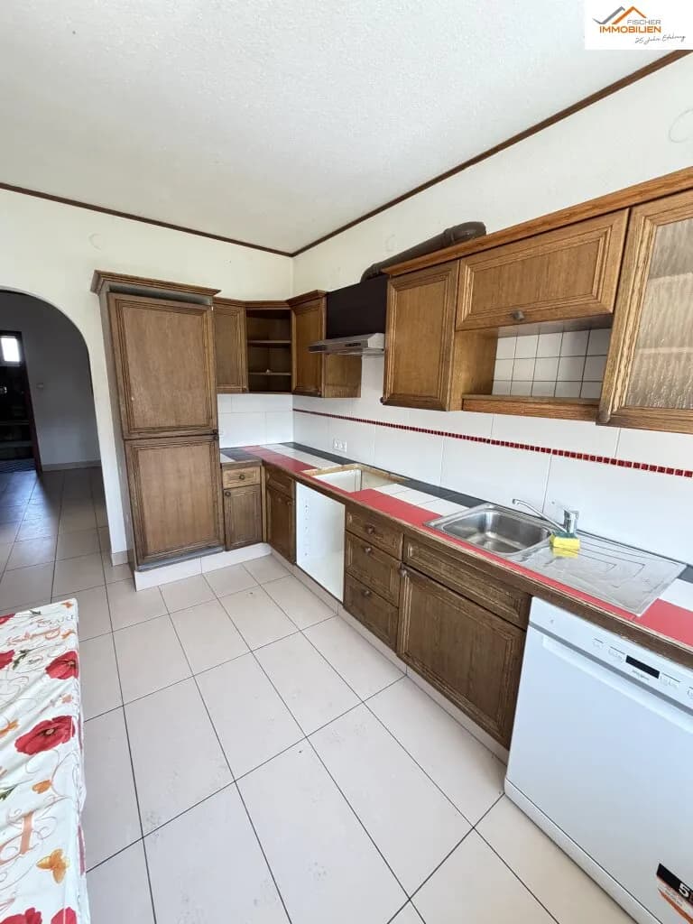 4-Zimmer-Wohnung mieten in Neunkirchen – 82 m², € 650 – Bild 3 von 11