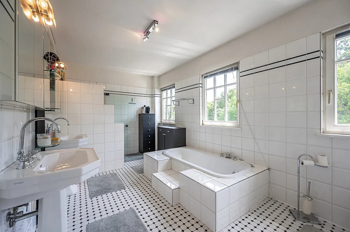 7-Zimmer-Haus kaufen in Baden – 256,56 m², € 970.000 – Bild 22 von 51