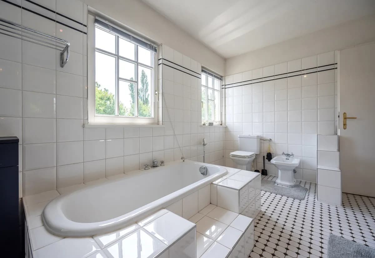 7-Zimmer-Haus kaufen in Baden – 256,56 m², € 970.000 – Bild 23 von 51