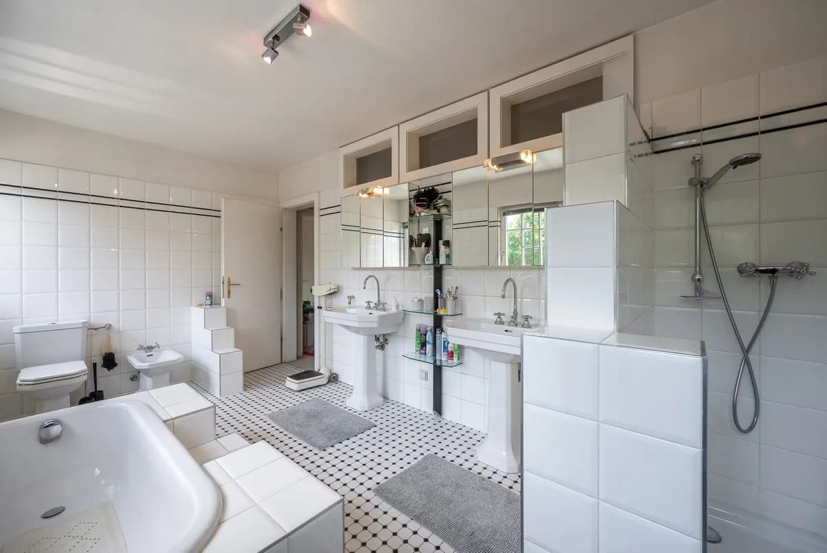7-Zimmer-Haus kaufen in Baden – 256,56 m², € 970.000 – Bild 24 von 51