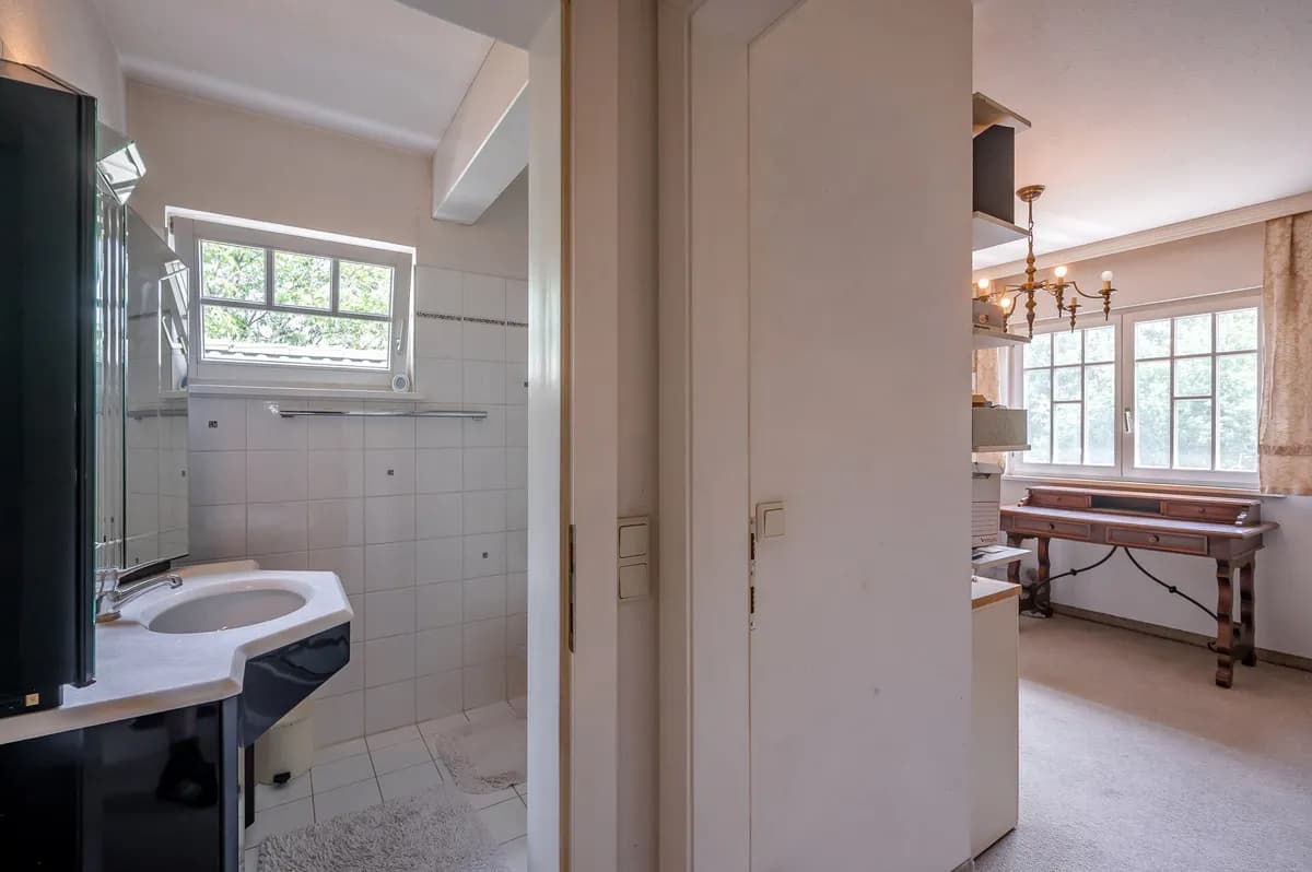 7-Zimmer-Haus kaufen in Baden – 256,56 m², € 970.000 – Bild 30 von 51