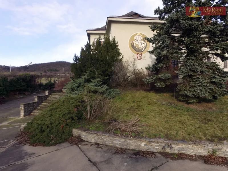 Grundstück kaufen in Eisenstadt – 15 000 m², € 3.200.000