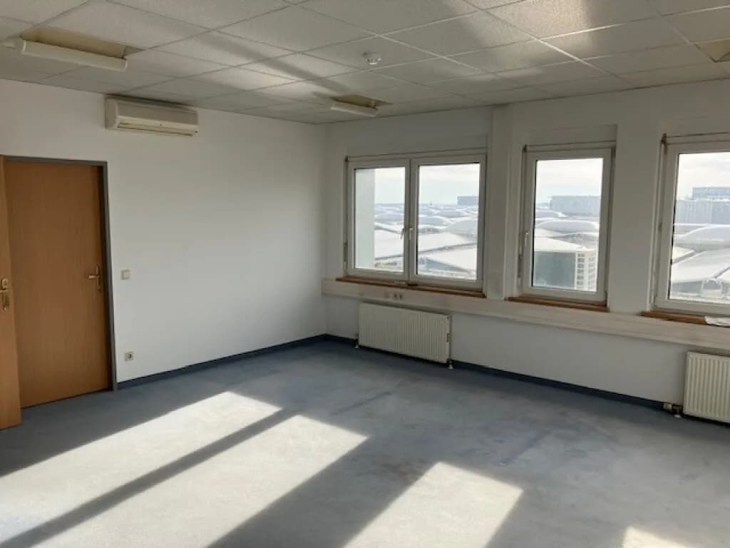 5-Zimmer-Gewerbeimmobilie mieten in Mödling – 268 m², € 3.351 – Bild 5 von 7