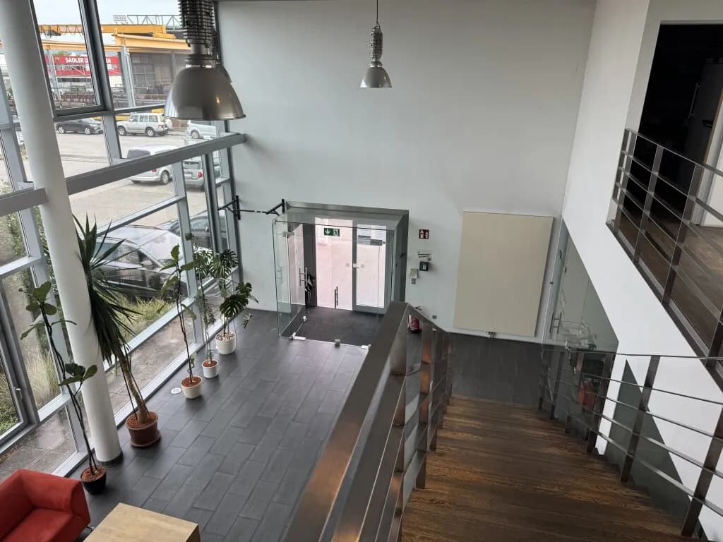 Gewerbeimmobilie mieten in Baden – 154 m², € 1.996 – Bild 2 von 16