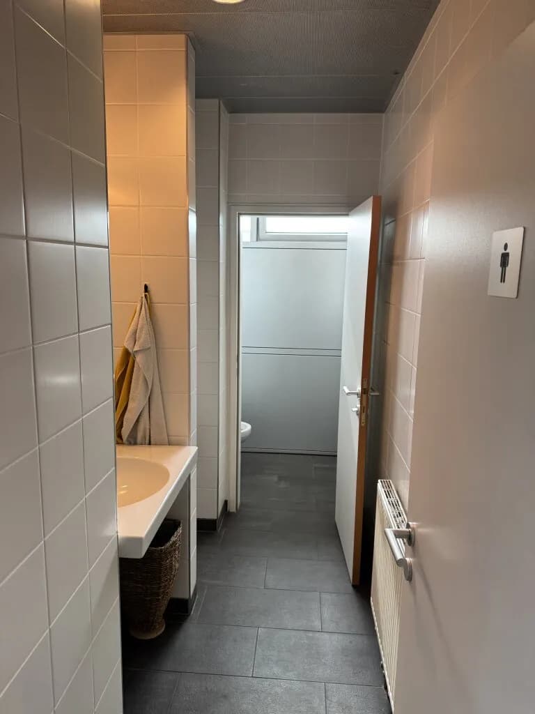 Gewerbeimmobilie mieten in Baden – 154 m², € 1.996 – Bild 8 von 16