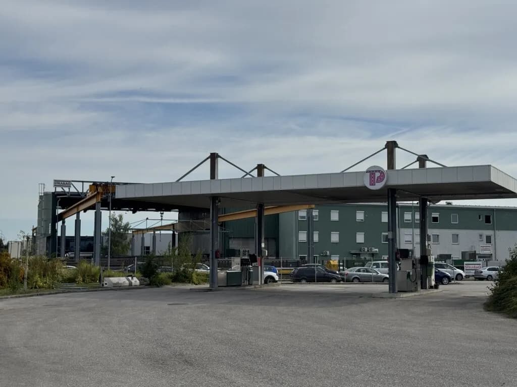 Gewerbeimmobilie mieten in Baden – 154 m², € 1.996 – Bild 15 von 16