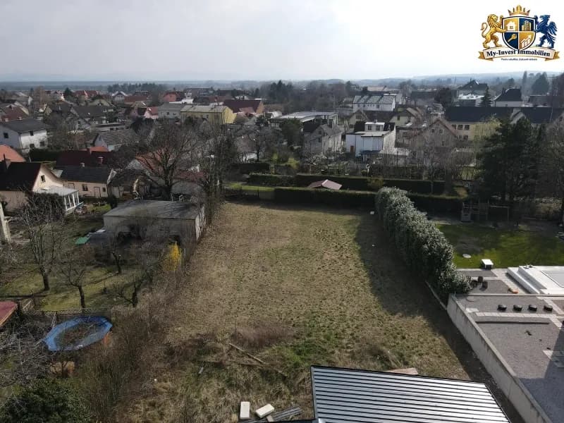 Grundstück kaufen in Wiener Neustadt Land – 942 m², € 195.000