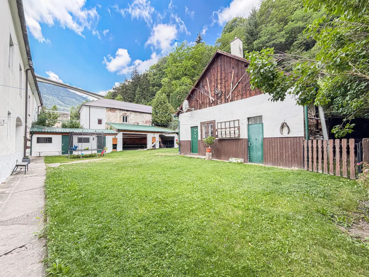 Gewerbeimmobilie kaufen in Neunkirchen – 350 m² – Bild 2 von 16