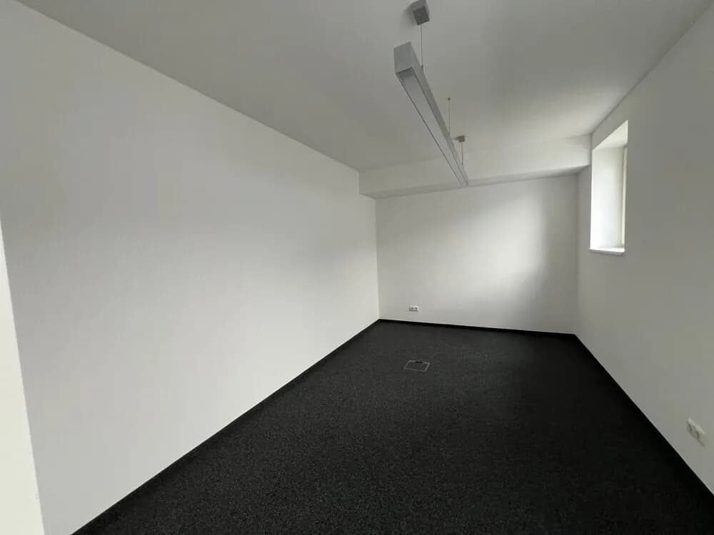 Gewerbeimmobilie mieten in Graz – 138 m², € 11 – Bild 2 von 11