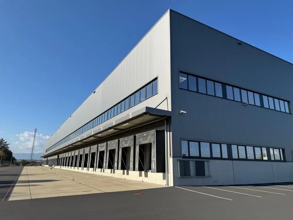 Gewerbeimmobilie mieten in Graz-Umgebung – 16 400 m² – Bild 1 von 16