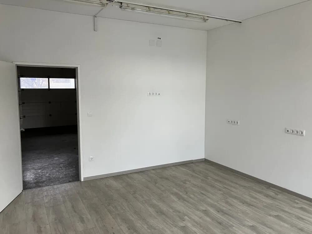 Gewerbeimmobilie mieten in Wien – 450 m², € 7 – Bild 6 von 8