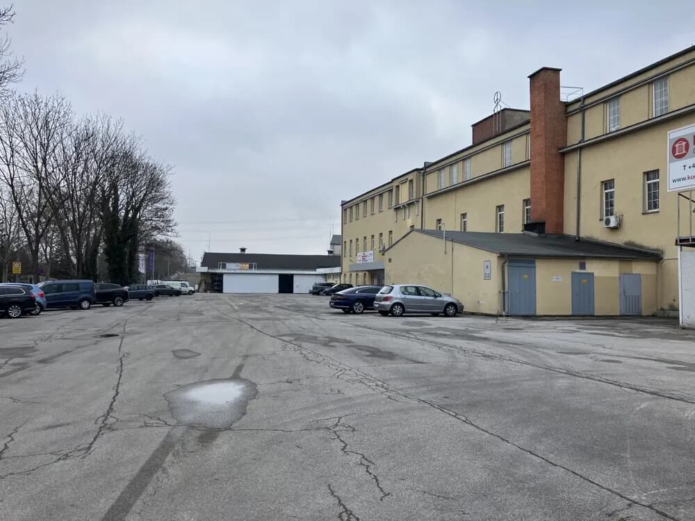 Gewerbeimmobilie mieten in Wien – 450 m², € 7 – Bild 7 von 8