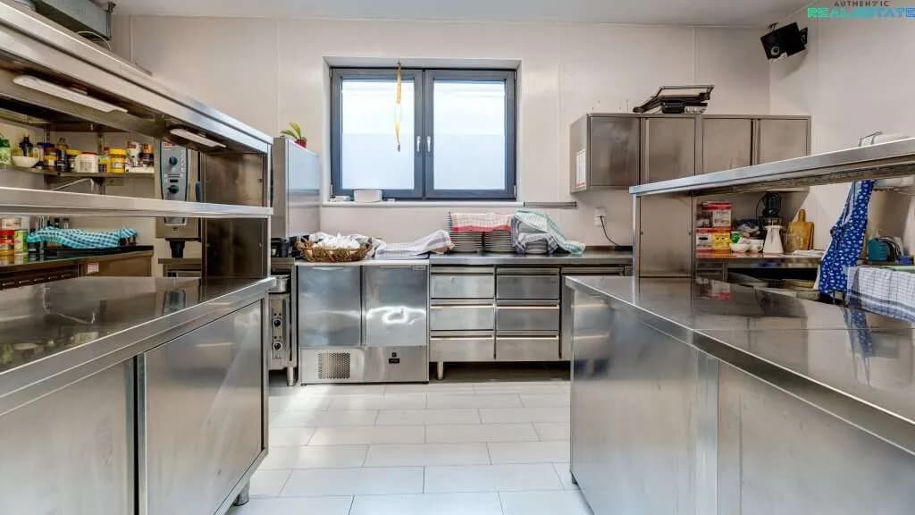 Gewerbeimmobilie kaufen in Eisenstadt - Umgebung – 49,72 m², € 999.000 – Bild 19 von 20