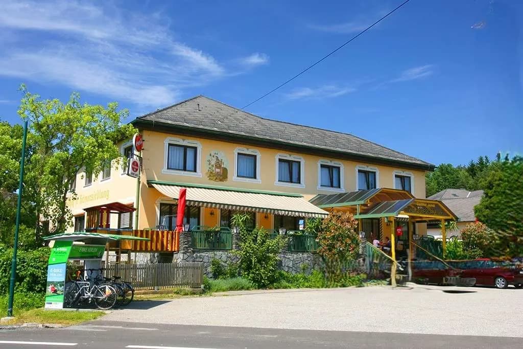 Gewerbeimmobilie kaufen in Jennersdorf – 970 m², € 590.000