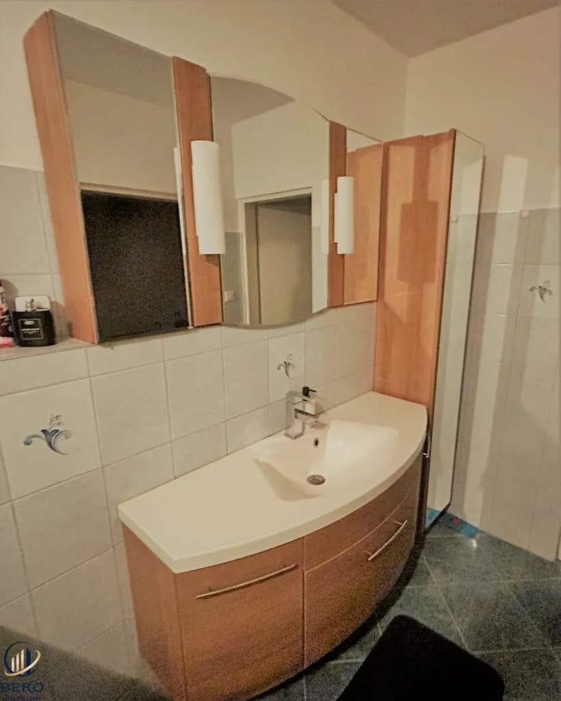 10-Zimmer-Gewerbeimmobilie kaufen in Tulln – 332 m², € 679.000 – Bild 20 von 33