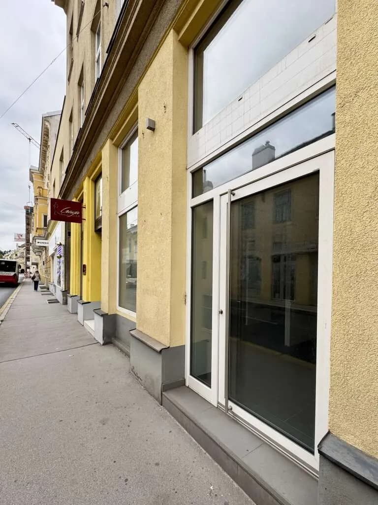 1-Zimmer-Gewerbeimmobilie mieten in Wien – 47 m², € 1.421 – Bild 2 von 6