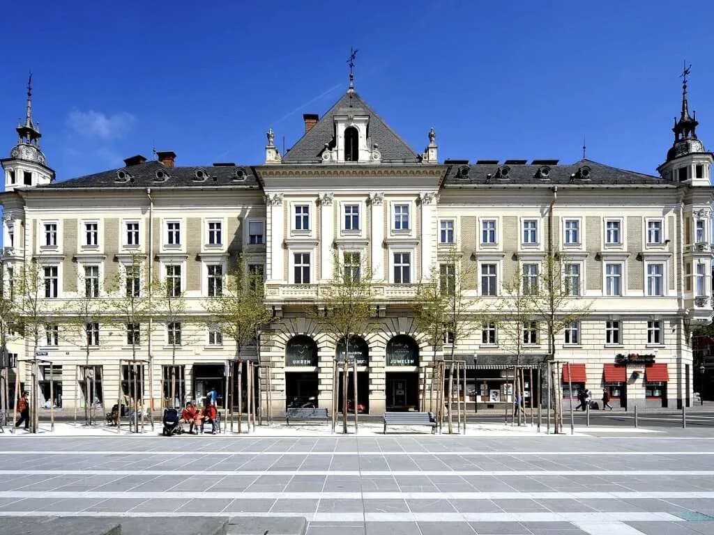 7-Zimmer-Gewerbeimmobilie mieten in Klagenfurt – 221 m², € 2.375 – Bild 2 von 15