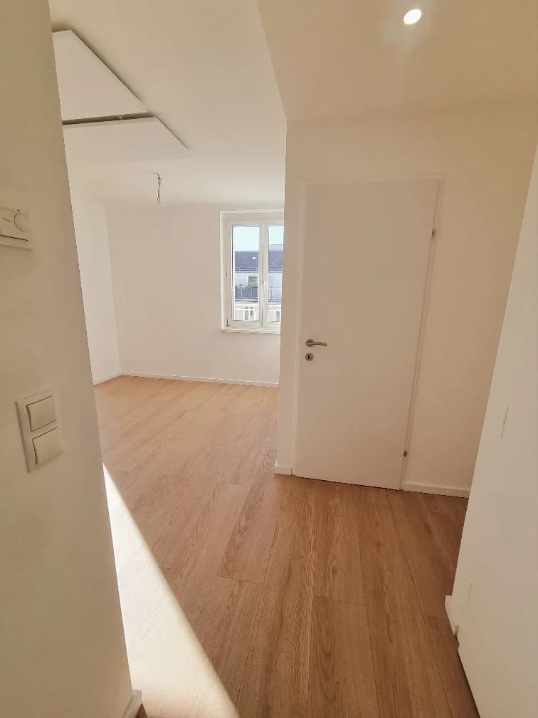 2-Zimmer-Wohnung mieten in Wien – 33 m², € 932 – Bild 2 von 7