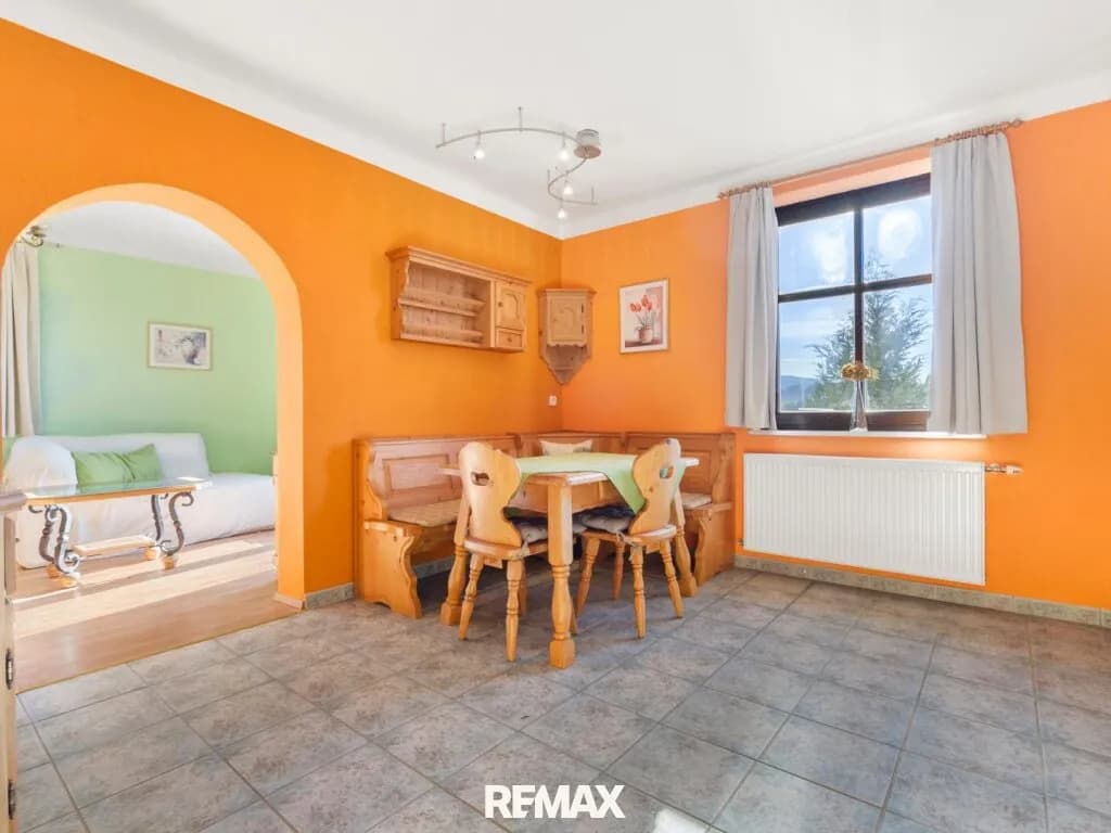 12-Zimmer-Haus kaufen in Sankt Veit an der Glan – 322 m², € 1.100.000 – Bild 8 von 27