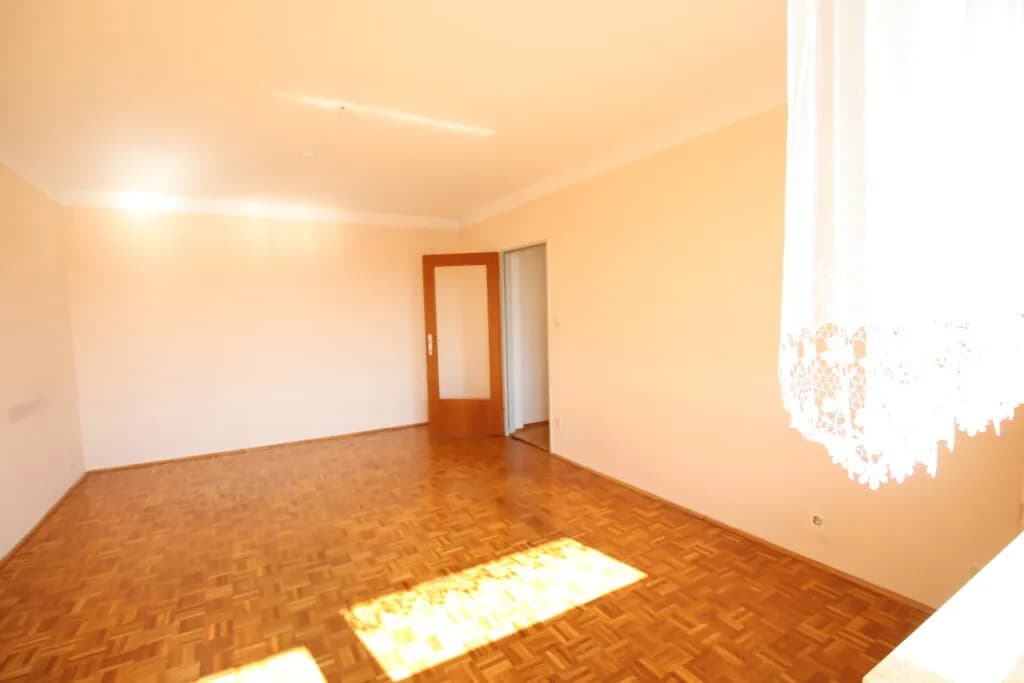 Wohnung kaufen in Klagenfurt – 78 m², € 198.000 – Bild 8 von 16