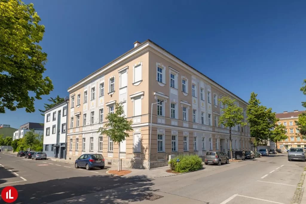 2-Zimmer-Gewerbeimmobilie mieten in Bruck an der Leitha – 29,57 m², € 473 – Bild 2 von 5