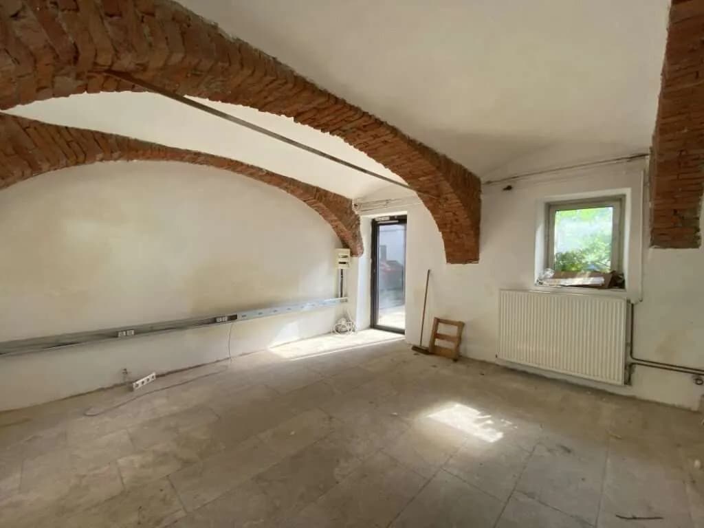 1-Zimmer-Gewerbeimmobilie mieten in Weiz – 23 m², € 296 – Bild 2 von 11