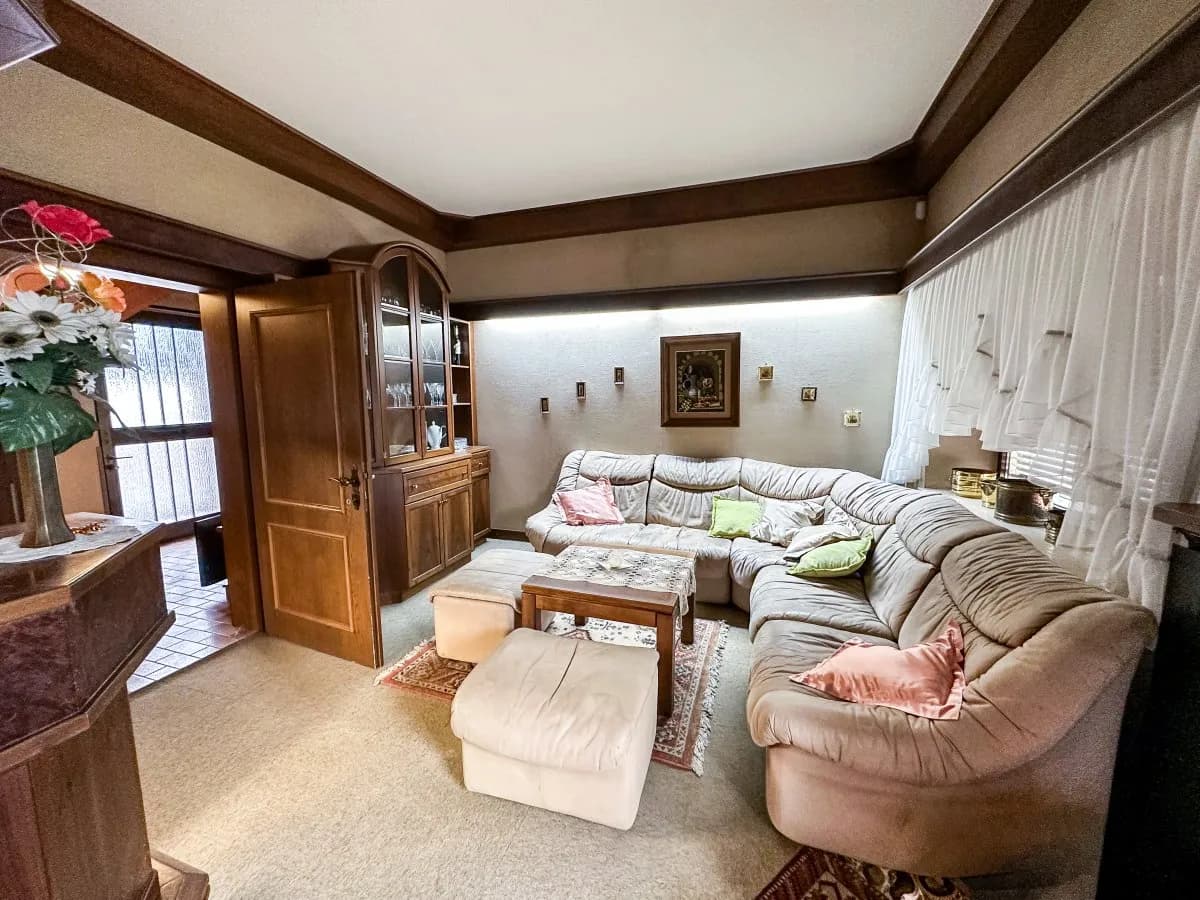6-Zimmer-Haus kaufen in Südoststeiermark – 216 m², € 340.000 – Bild 2 von 32