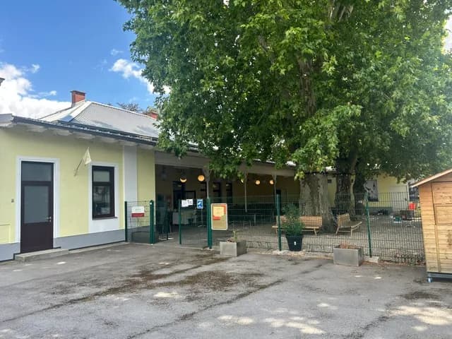 Gewerbeimmobilie mieten in Korneuburg – 135 m², € 1.540