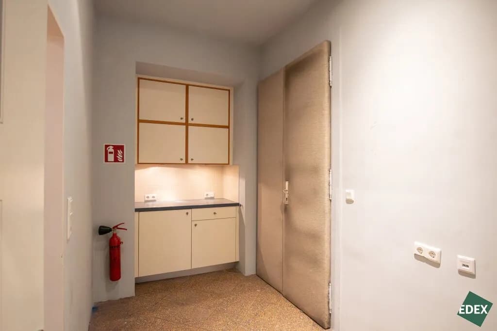 Gewerbeimmobilie mieten in Wien – 62 m², € 958 – Bild 9 von 11