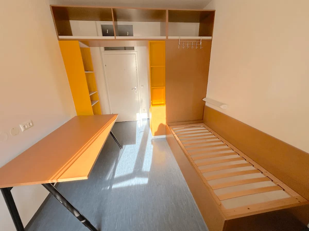1-Zimmer-Wohnung mieten in Graz – 12,02 m², € 343 – Bild 3 von 11