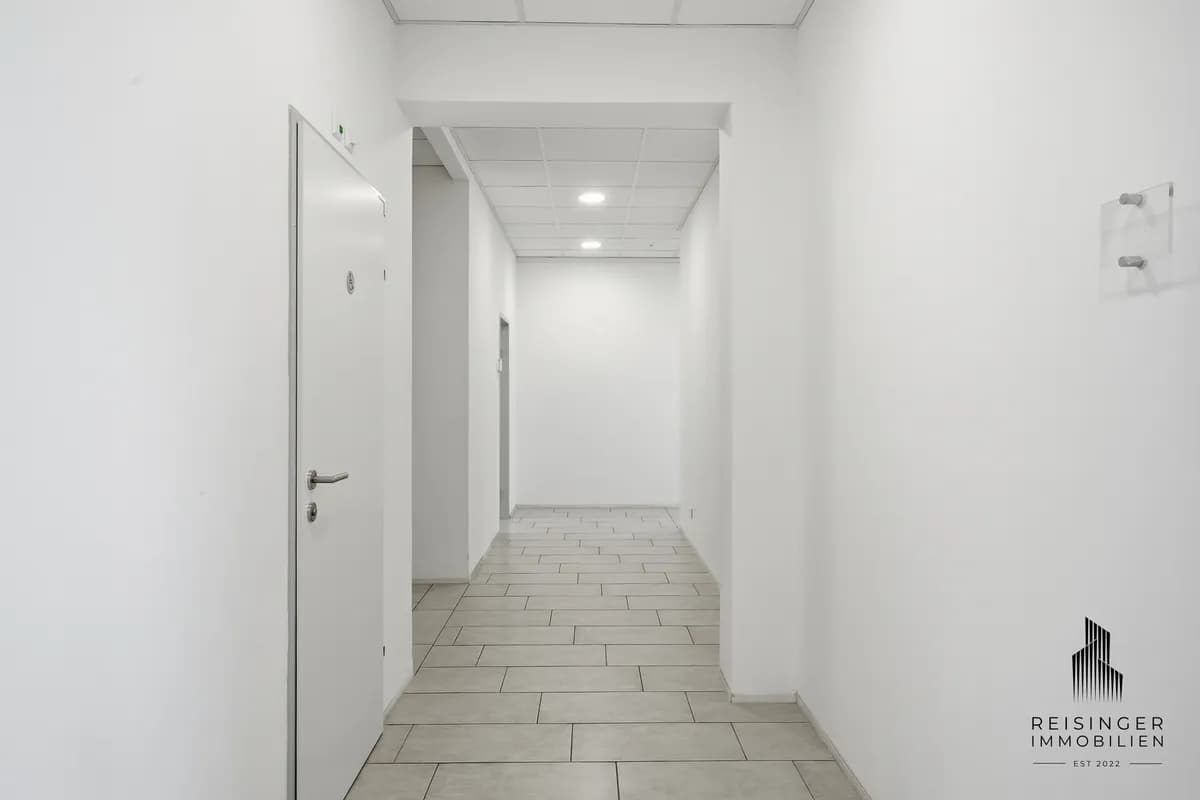 2-Zimmer-Gewerbeimmobilie mieten in Wels – 102 m², € 910 – Bild 6 von 19