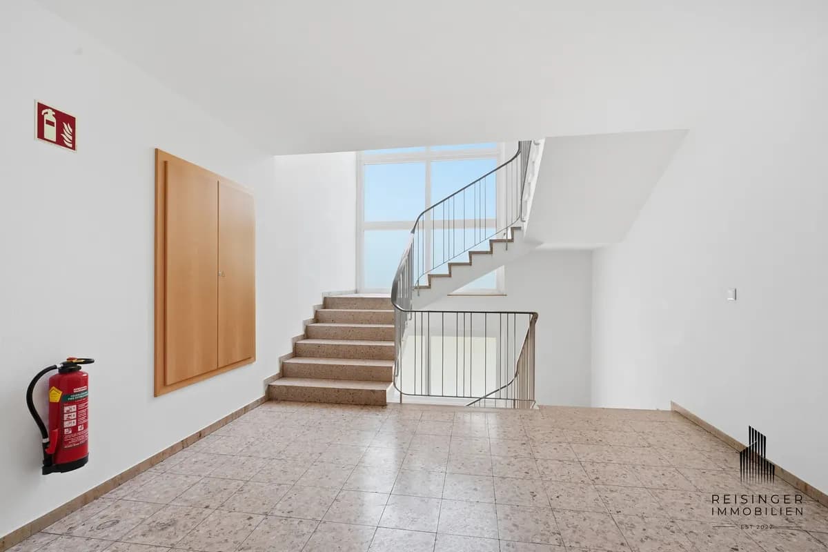 2-Zimmer-Gewerbeimmobilie mieten in Wels – 102 m², € 910 – Bild 15 von 19