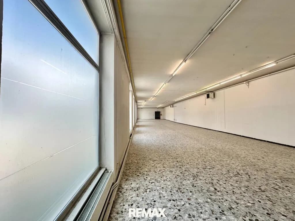 Gewerbeimmobilie mieten in Mistelbach – 500 m², € 2.960 – Bild 2 von 8