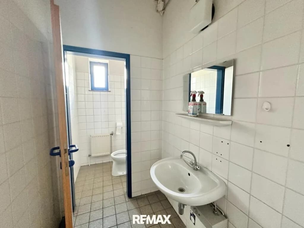 Gewerbeimmobilie mieten in Mistelbach – 500 m², € 2.960 – Bild 7 von 8