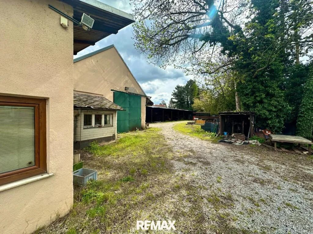 Grundstück kaufen in Mistelbach – 2 484 m², € 1.300.000 – Bild 2 von 4