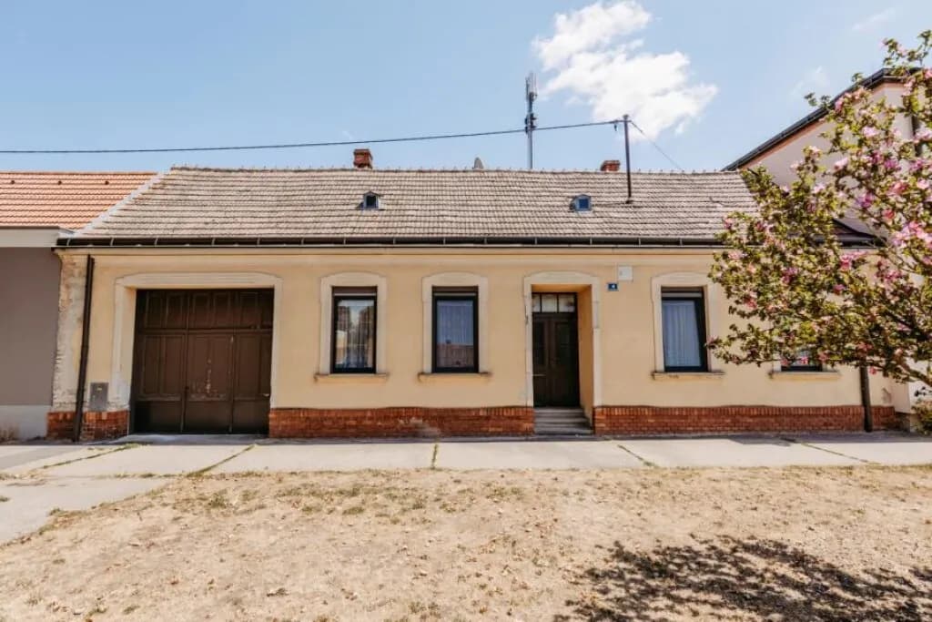 2-Zimmer-Haus kaufen in Gänserndorf – 93 m², € 139.000