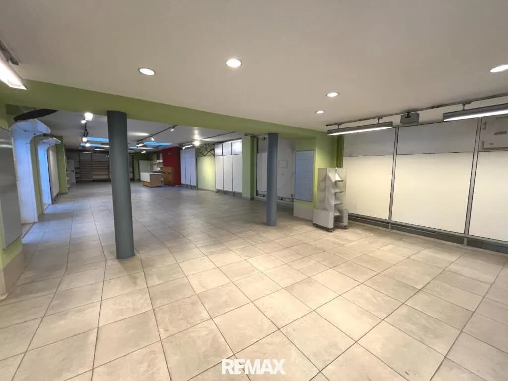 Gewerbeimmobilie mieten in Mistelbach – 190 m², € 2.000 – Bild 8 von 9