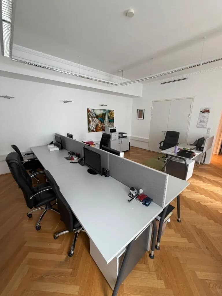 Gewerbeimmobilie mieten in Wien – 117 m², € 3.303
