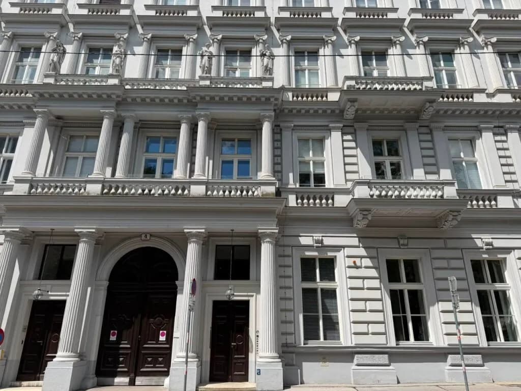 Gewerbeimmobilie mieten in Wien – 117 m², € 3.303 – Bild 2 von 15