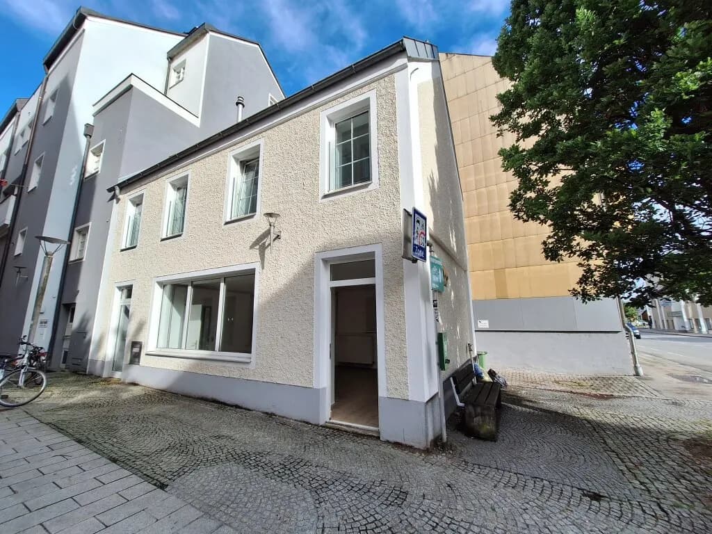 Gewerbeimmobilie mieten in Ried im Innkreis – 90 m², € 855