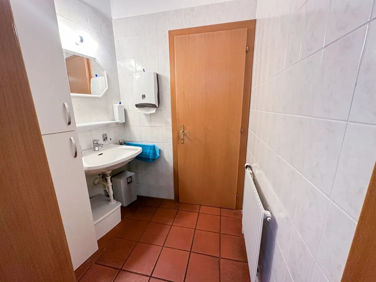 Gewerbeimmobilie mieten in Südoststeiermark – 132 m², € 1.320 – Bild 8 von 9