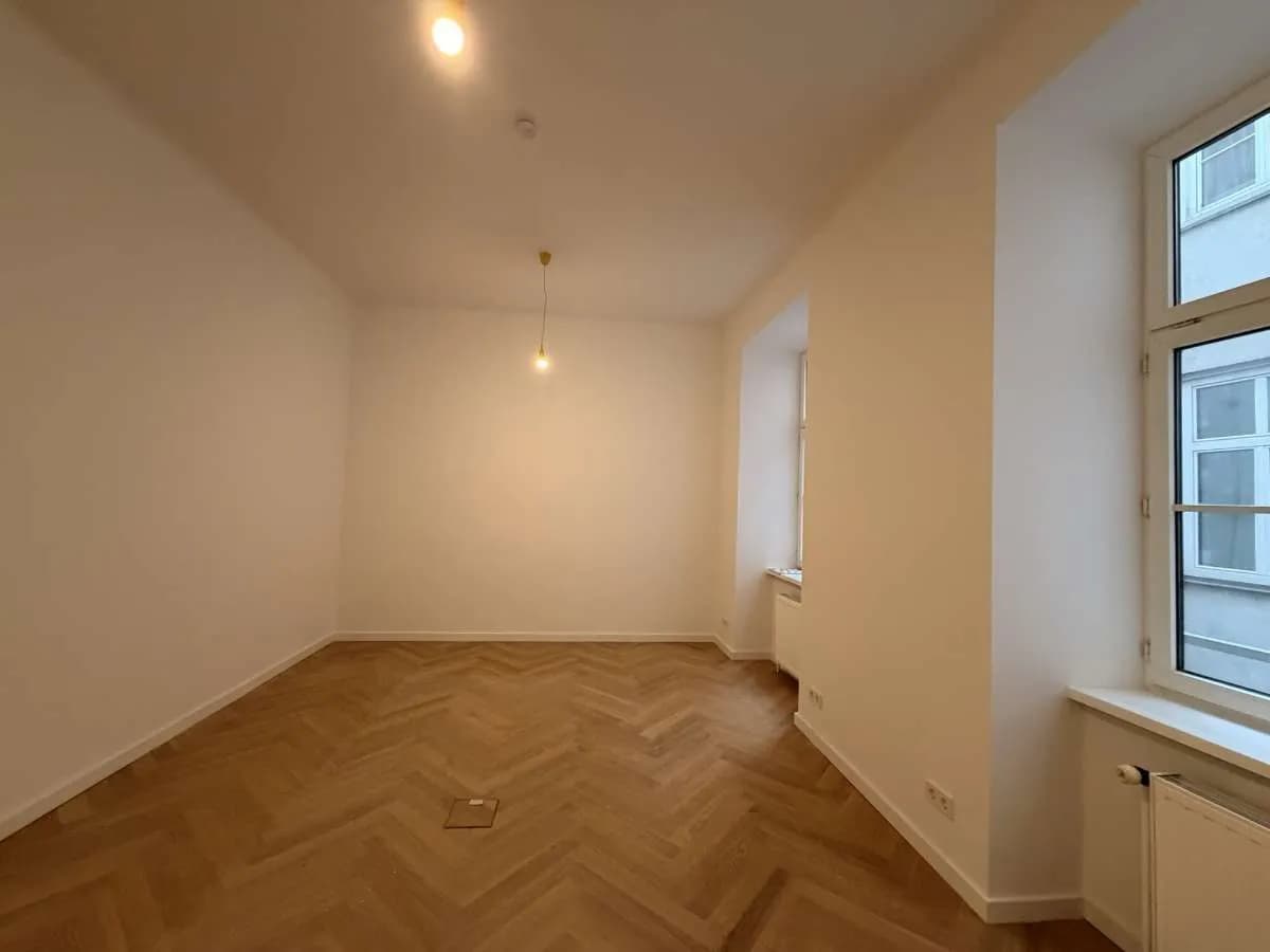 Gewerbeimmobilie mieten in Wien – 93 m², € 2.338