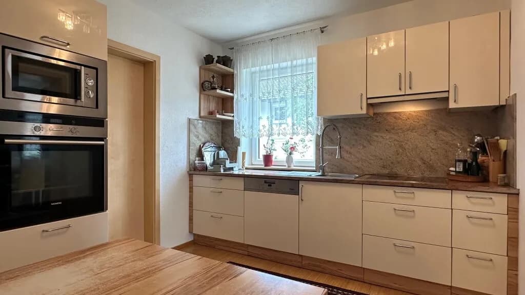 6-Zimmer-Gewerbeimmobilie kaufen in Braunau am Inn – 175 m², € 644.000 – Bild 6 von 16